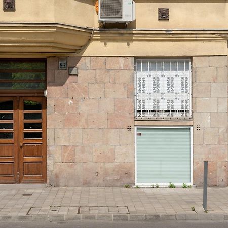 Central - Bright - Calm Studio For Solo Travellers Budapest Esterno foto