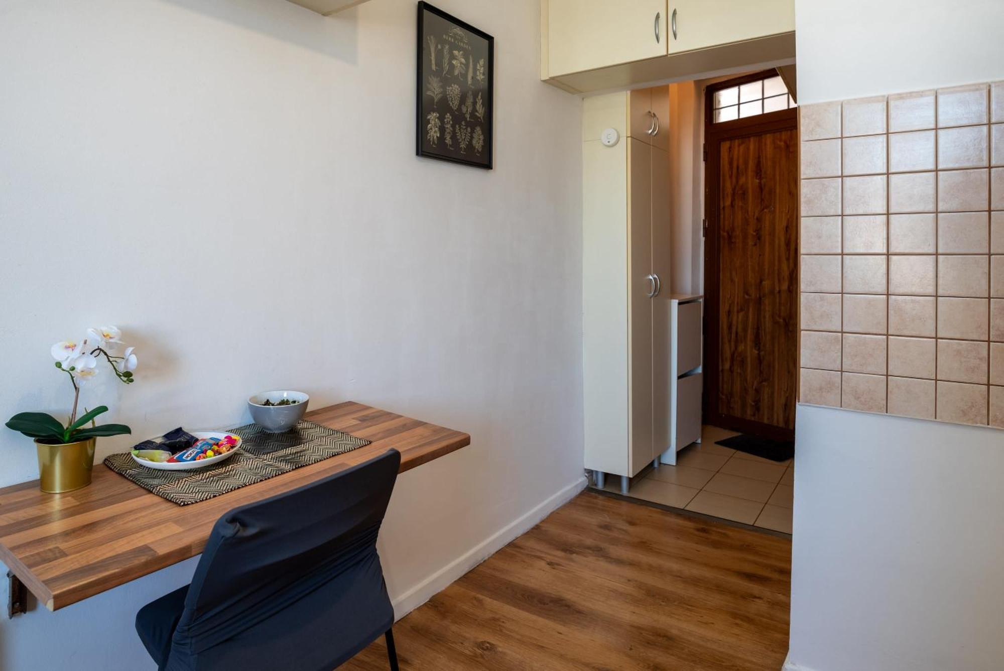 Central - Bright - Calm Studio For Solo Travellers Budapest Esterno foto