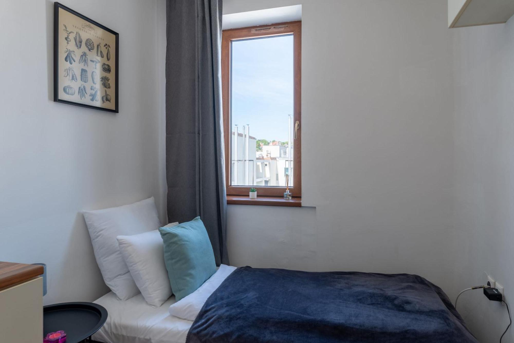 Central - Bright - Calm Studio For Solo Travellers Budapest Esterno foto